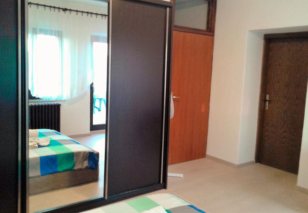 Apartment Trsina Rakalj Экстерьер фото